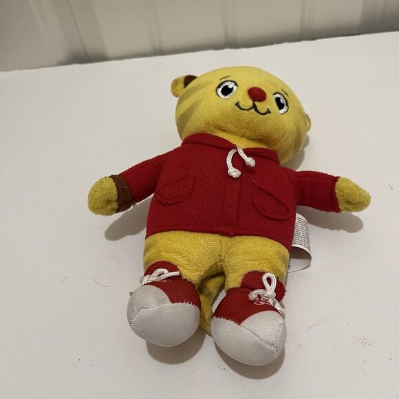 Daniel Tigers Neighborhood Plush 9” Stuffed Animal Doll PBS Fred Rogers Co. - Picture 8 of 10